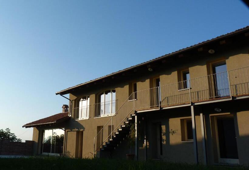 تختخواب و صبحانه La Mela Antica