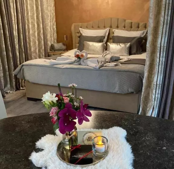 ベッドアンドブレックファースト Le Nid D Ange