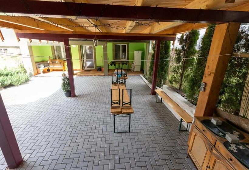 פנסיון Casa Flori De Nuc