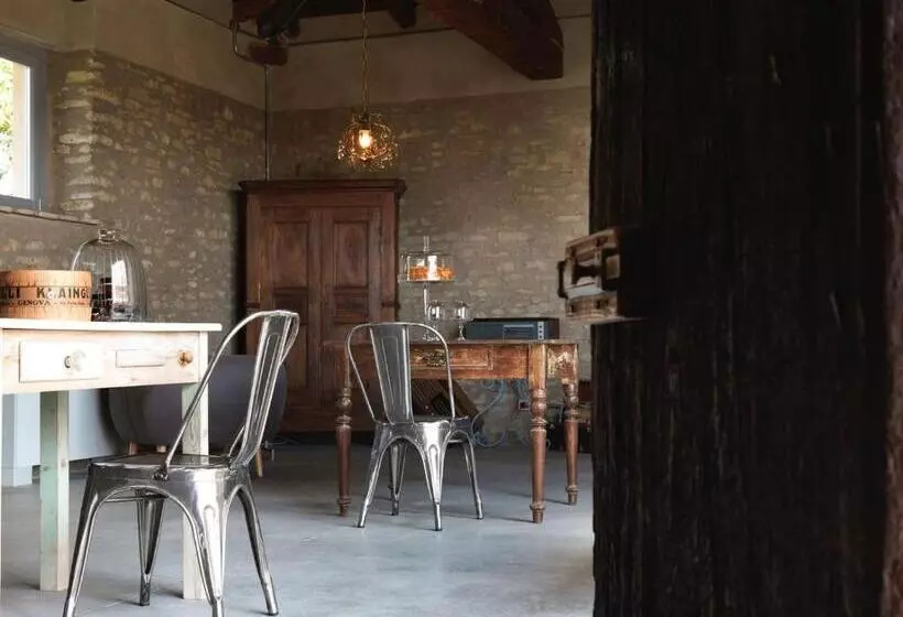 ベッドアンドブレックファースト Cascina Facelli   Luxury Country House