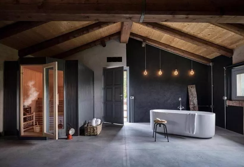 ベッドアンドブレックファースト Cascina Facelli   Luxury Country House
