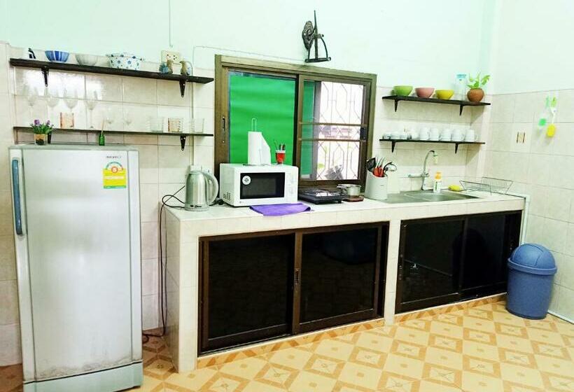 پانسیون House 1 For 5 Guests Whole House Not Share