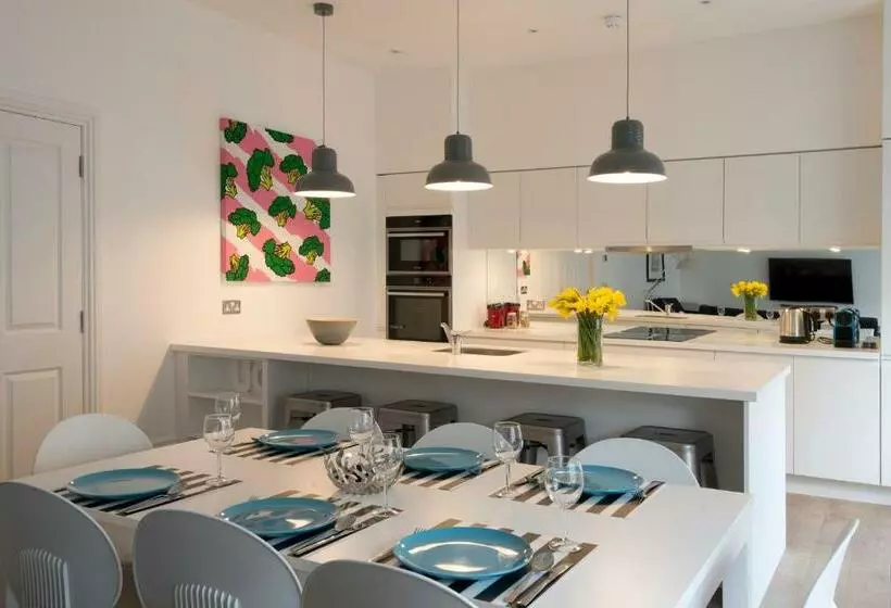 Urban Quarters Serviced Apartments