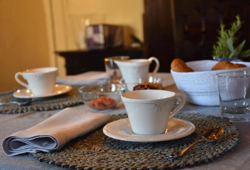 فندق صغير Locanda Sottolaluna