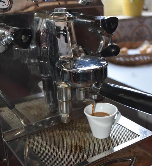 فندق صغير Locanda Sottolaluna