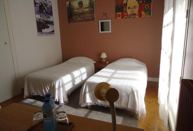 Bed and Breakfast A La Cerisaie