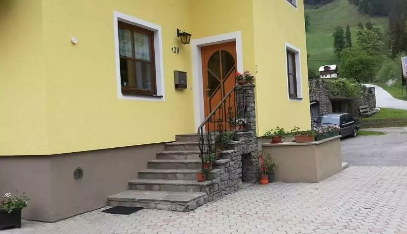 Aamiaismajoitus (B&B) Haus Silvia Kraml