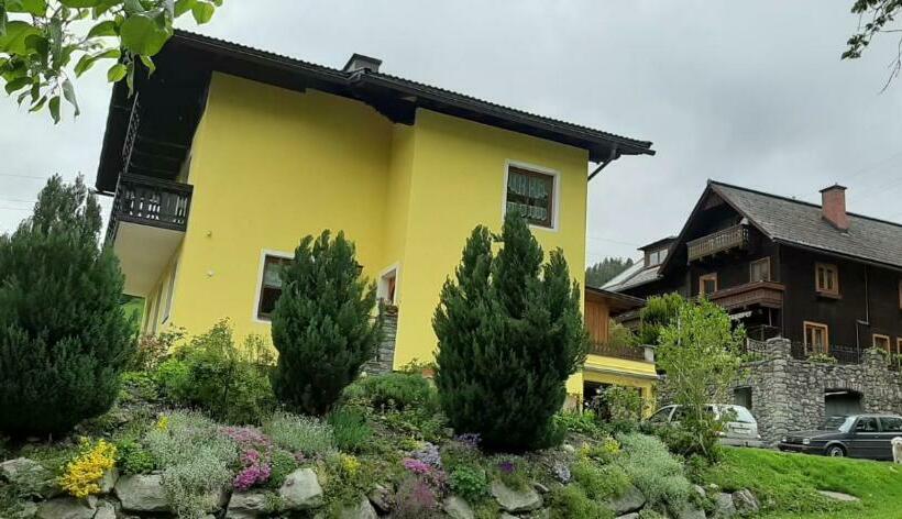 تختخواب و صبحانه Haus Silvia Kraml