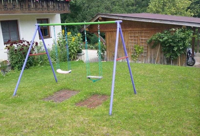 تختخواب و صبحانه Haus Silvia Kraml