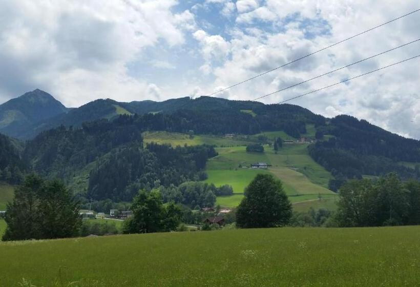 تختخواب و صبحانه Haus Silvia Kraml