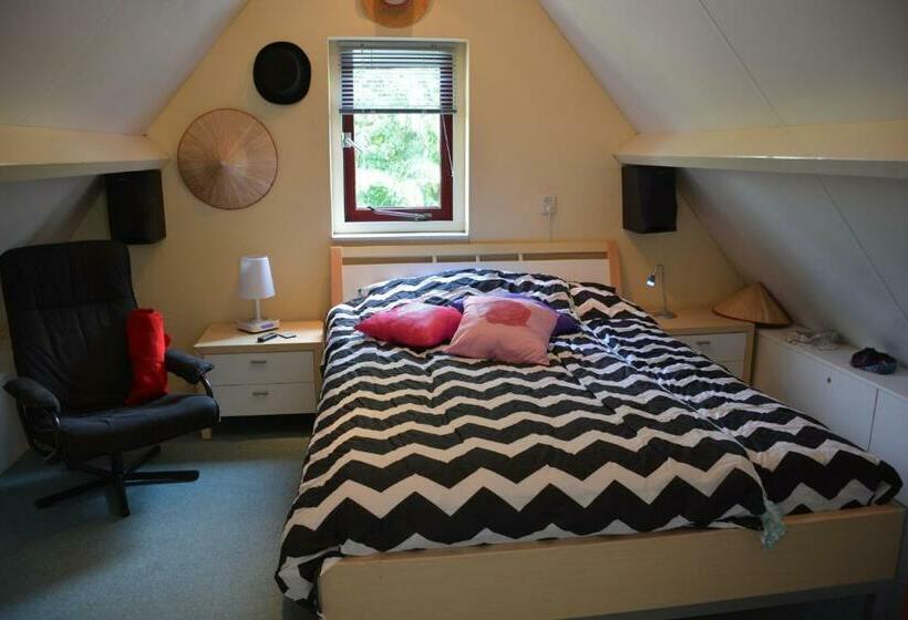 Bed and Breakfast Mango House Homestay