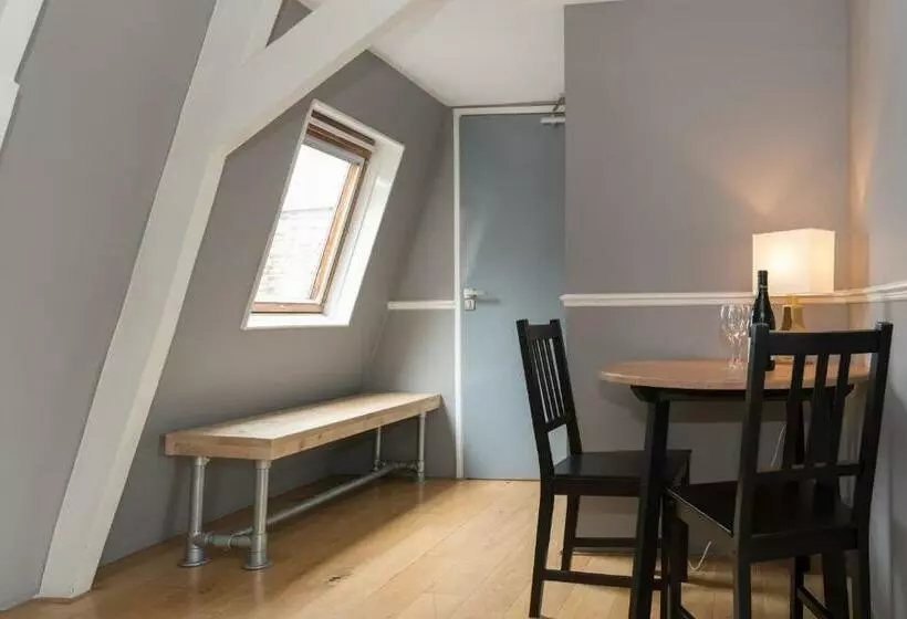 Aamiaismajoitus (B&B) Westerpark Suites