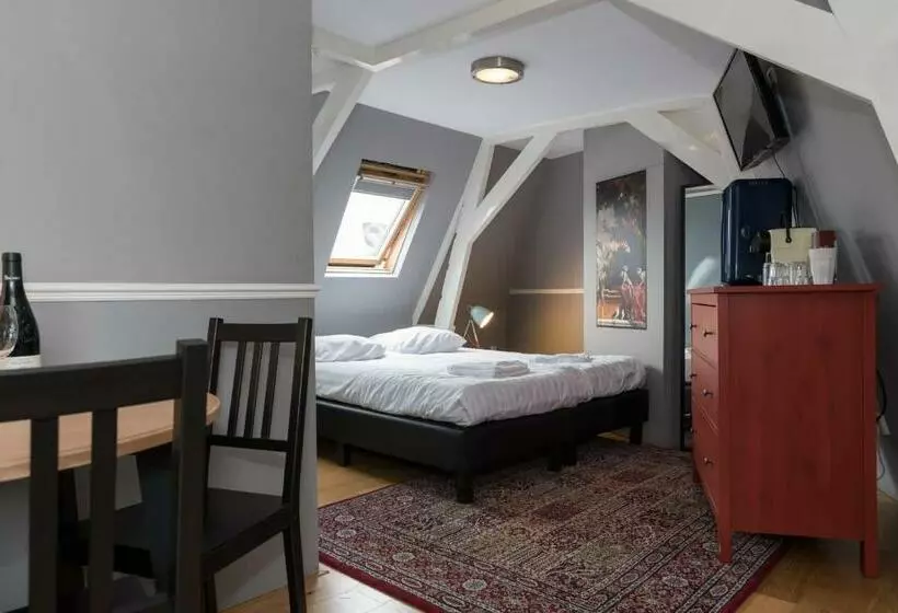 Aamiaismajoitus (B&B) Westerpark Suites