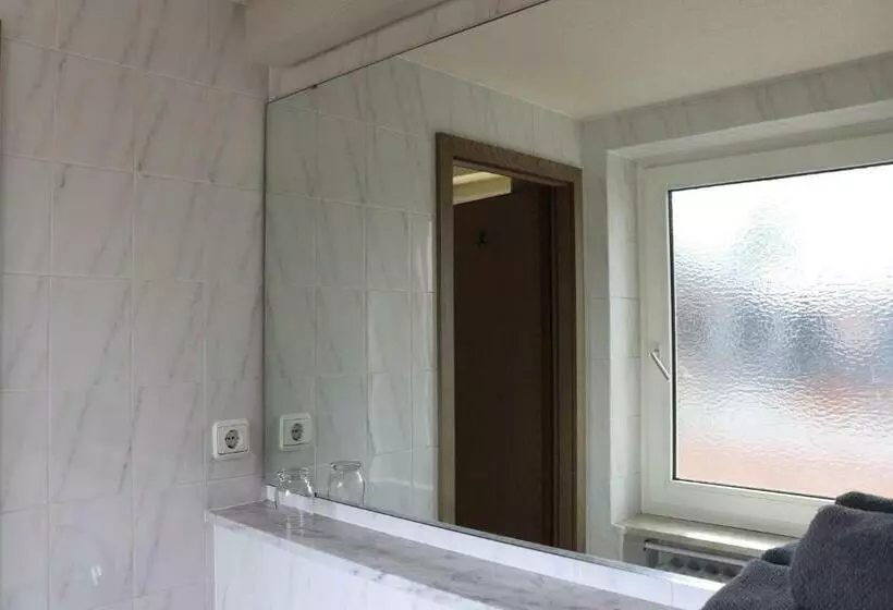 Hotelli Zum Waldstein