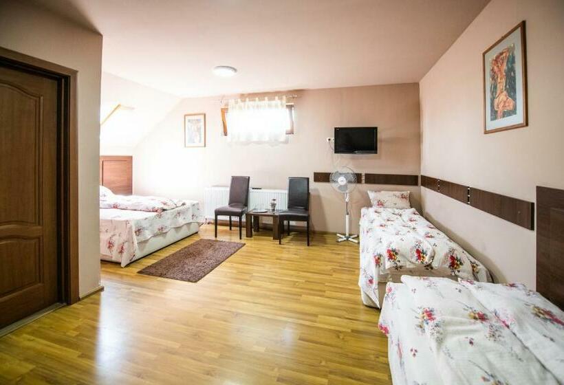 모텔 Pensiunea Cupidon