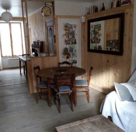 پانسیون Au 17