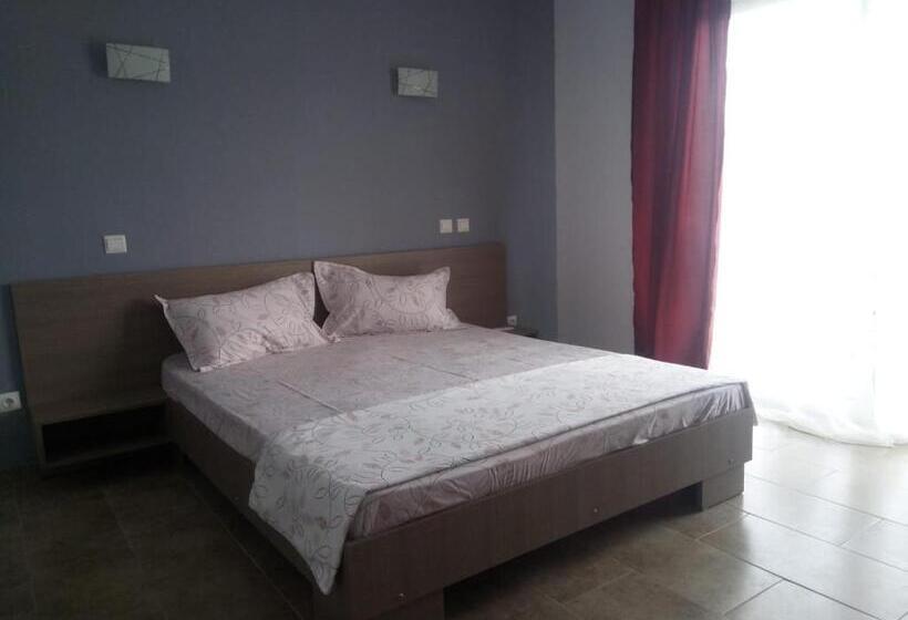 פנסיון New Exclusive