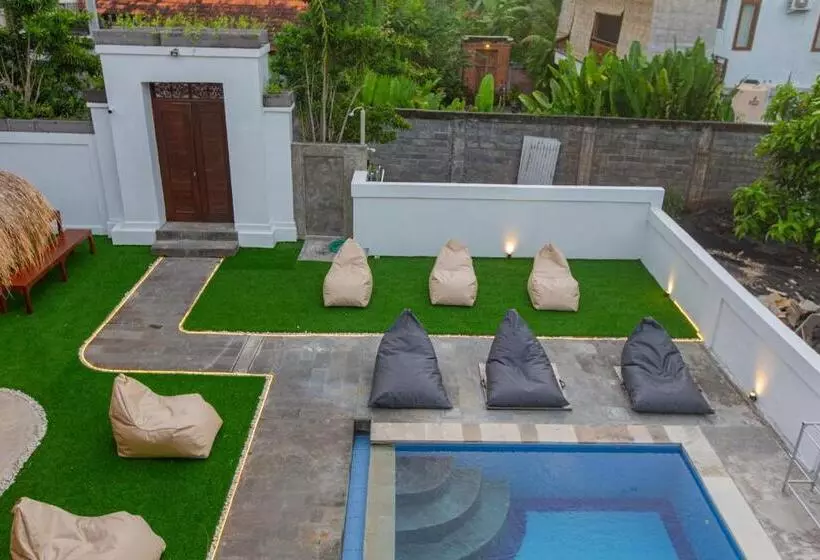 Zentiga Surf Hostel