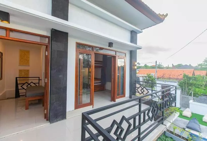 Zentiga Surf Hostel