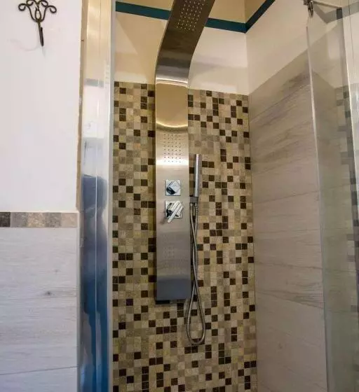 تختخواب و صبحانه Mille Una Notte