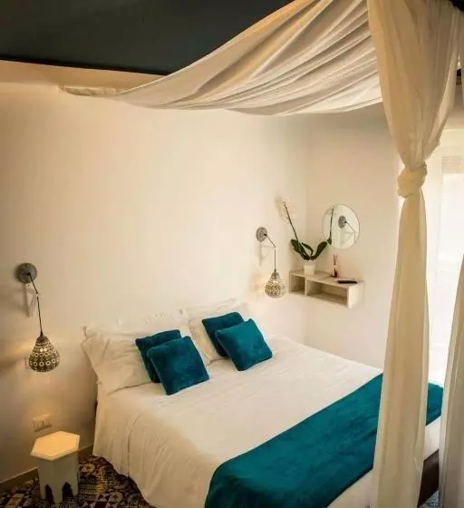 تختخواب و صبحانه Mille Una Notte