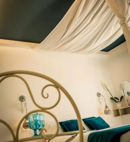 تختخواب و صبحانه Mille Una Notte