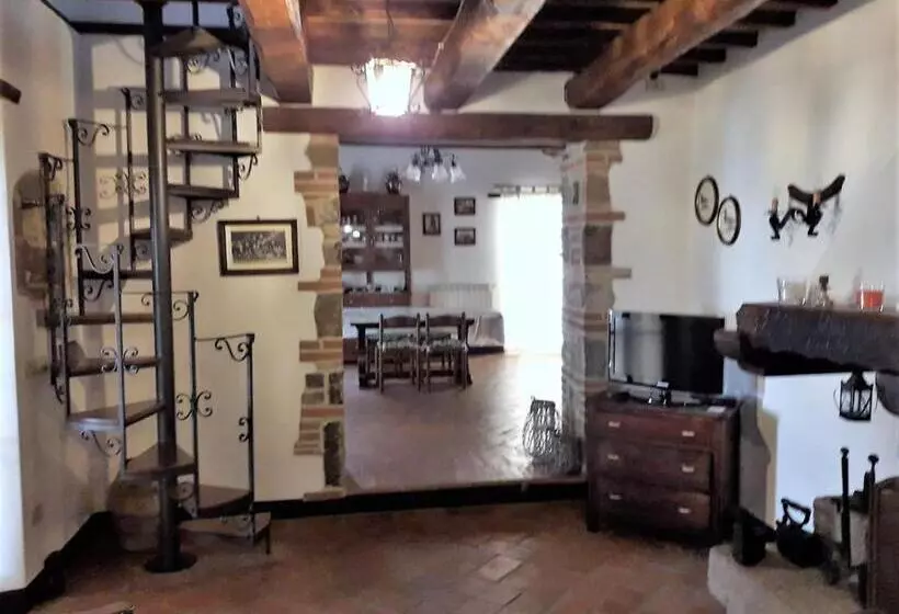 Hotelli Agriturismo Apparitoio