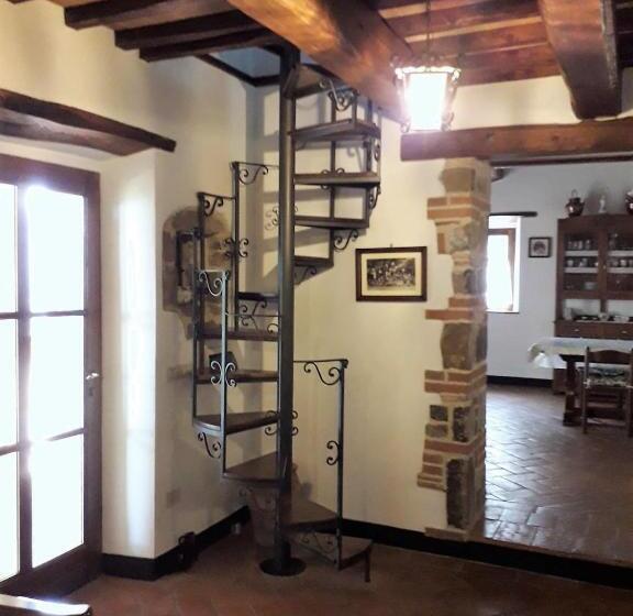 فندق Agriturismo Apparitoio