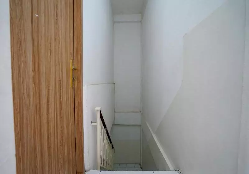 Hotelli Spot On 2294 Mega Kost