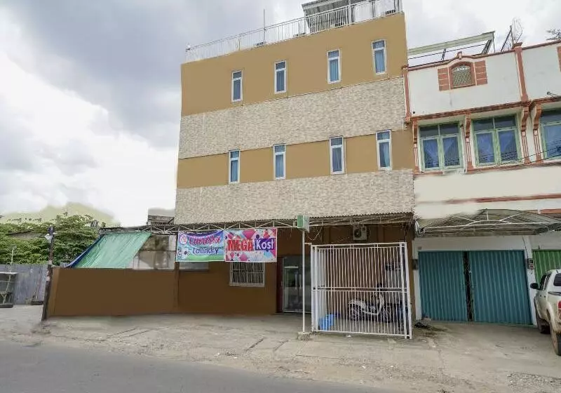 Hotelli Spot On 2294 Mega Kost