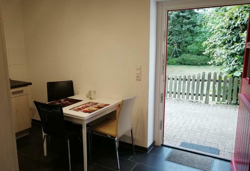 Пансион Apartment Am Park   Erica