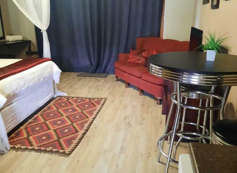 פנסיון Monte Roza Guest House