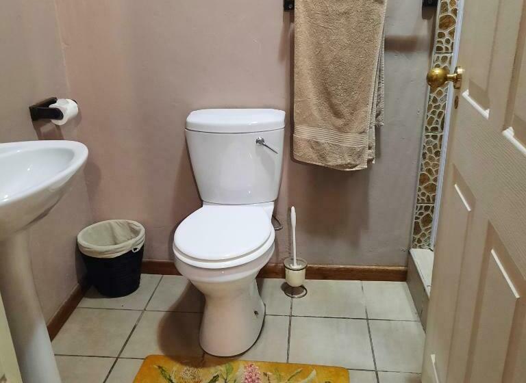 פנסיון Monte Roza Guest House