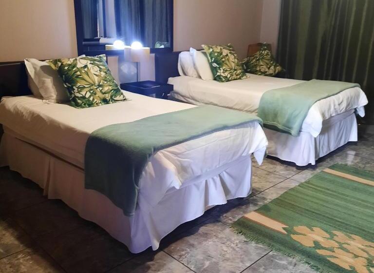 פנסיון Monte Roza Guest House