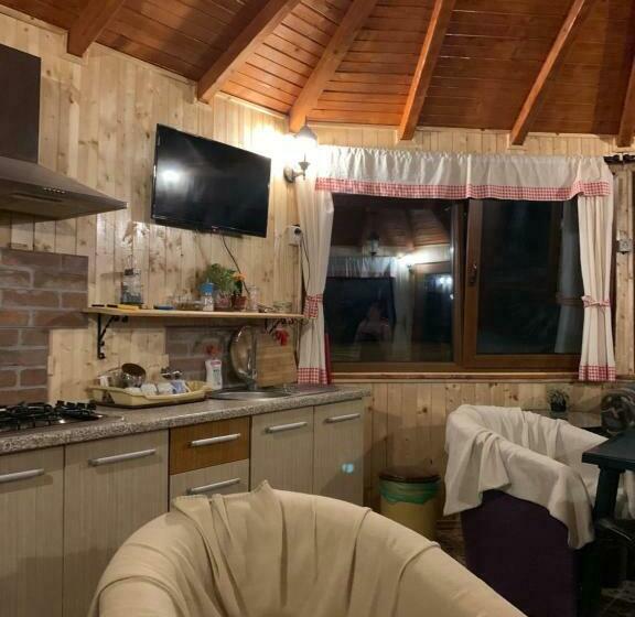 ユースホステル Casa Galbena