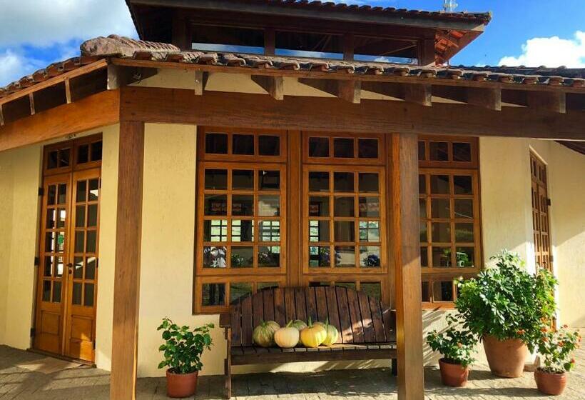 ベッドアンドブレックファースト Pousada Kolibri