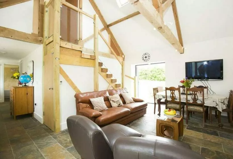 ベッドアンドブレックファースト South Cottage · Rural Gem In The Heart Of The Sussex Countryside