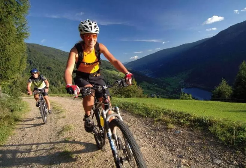 Frühstücks Radpension Taurer Thoman