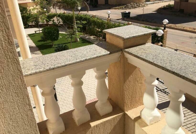 E Just Hotel Borg El Arab