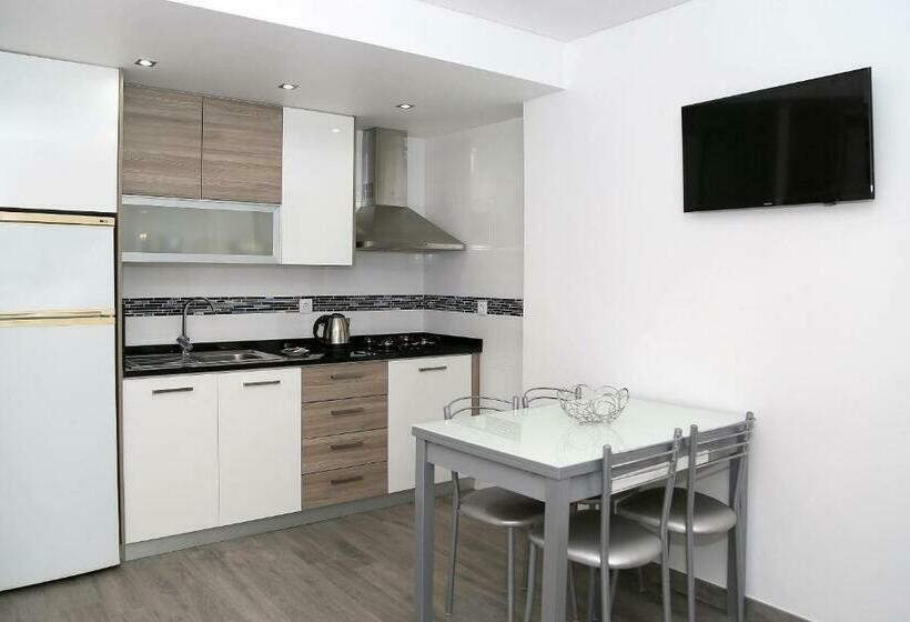 膳宿费 Genny S Place