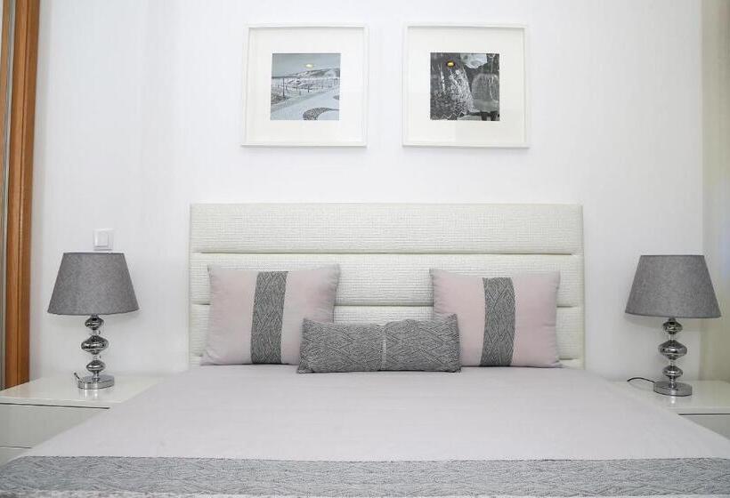 膳宿费 Genny S Place