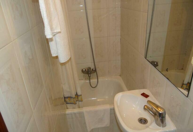 פנסיון La Sota