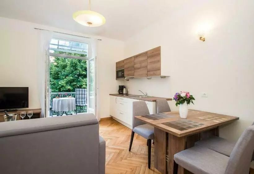 Residence Diana