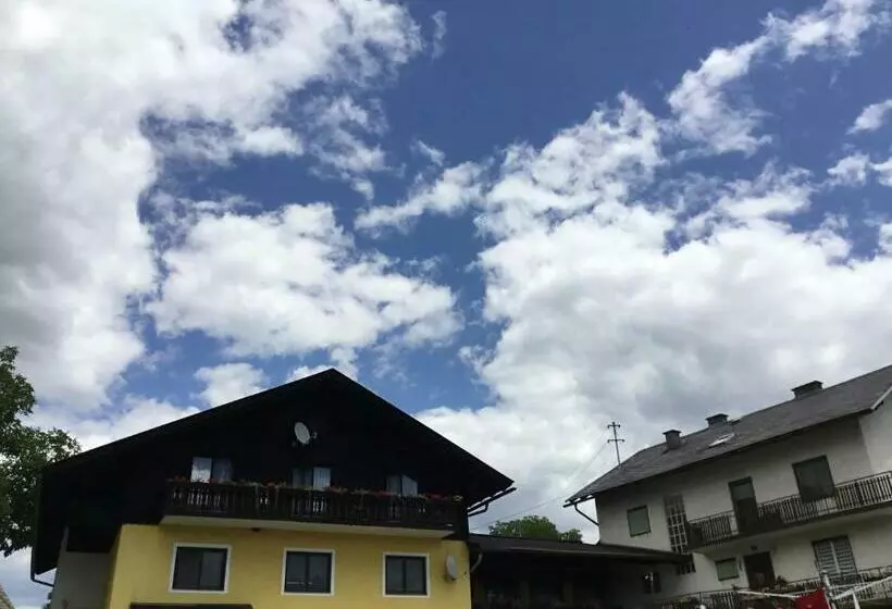 Retkeilymaja Gasthof Wadl