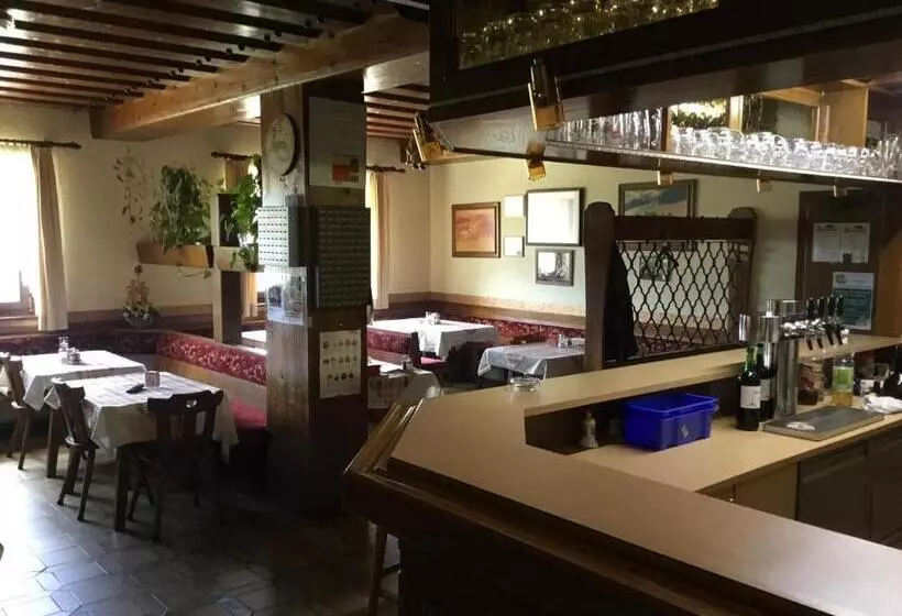 Retkeilymaja Gasthof Wadl