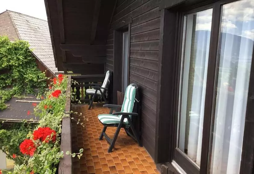 Retkeilymaja Gasthof Wadl