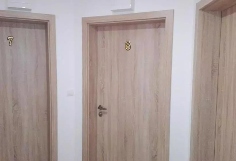 Retkeilymaja Ubytovanie Janka