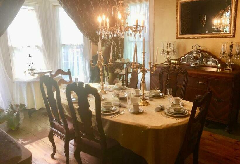 צימר Aaron House Of Niagara Falls