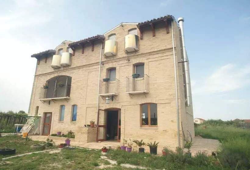 Aamiaismajoitus (B&B) Casale Giordano