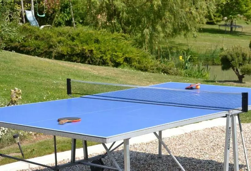 Aamiaismajoitus (B&B) Les Chambres De Souverain Moulin